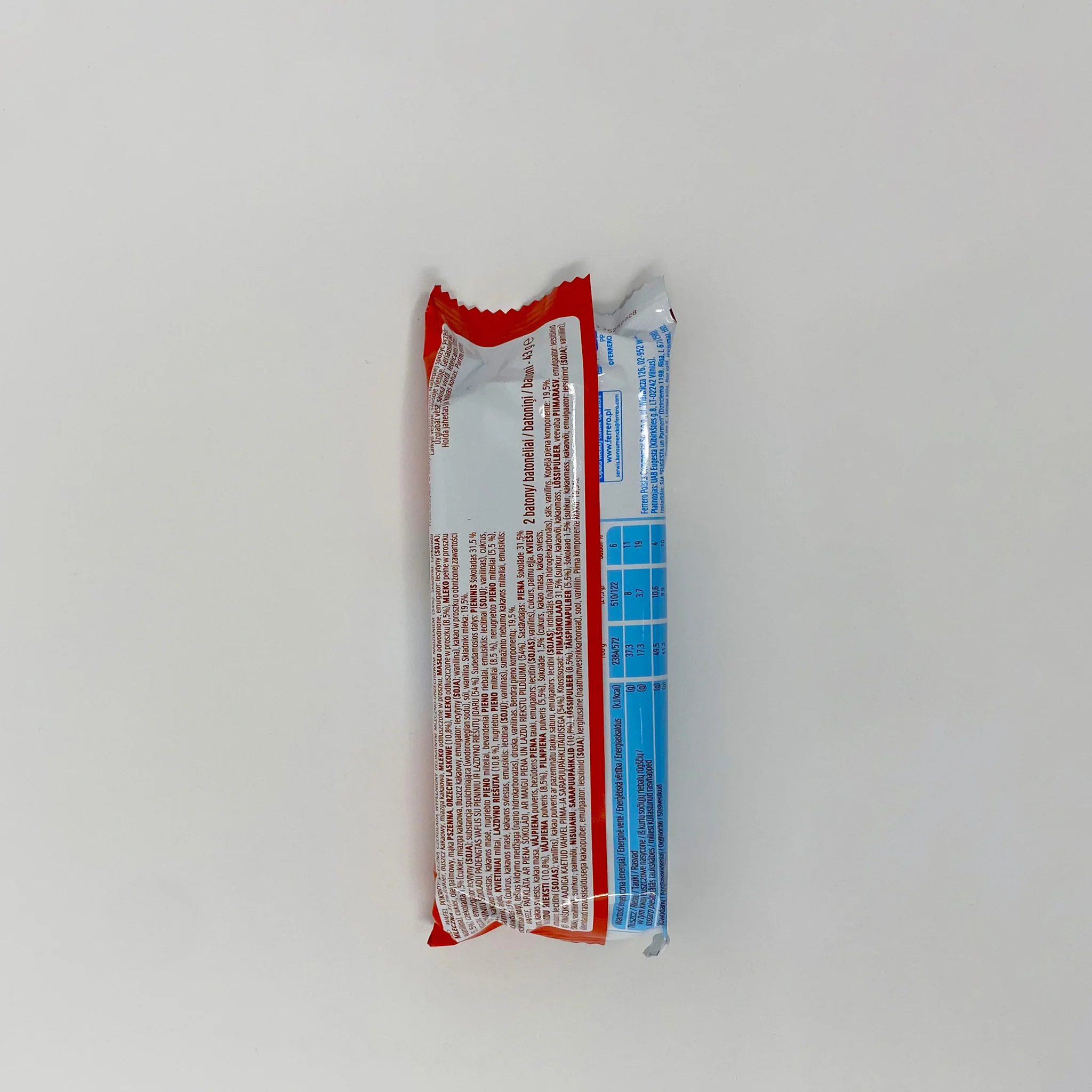Kinder bueno chocolate 43g - Image 2