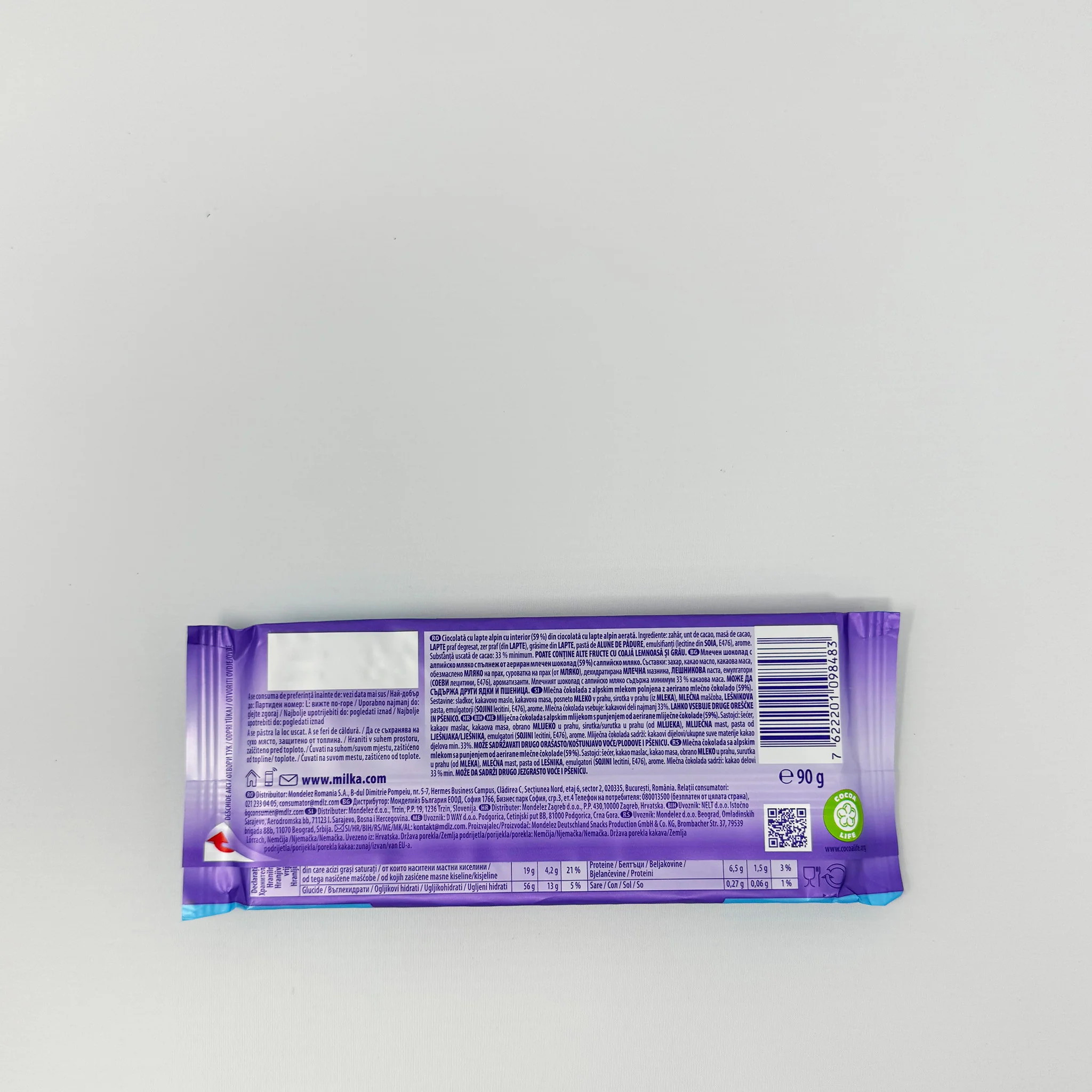 Milka Bubbly Alpine Milk 90g - Image 2